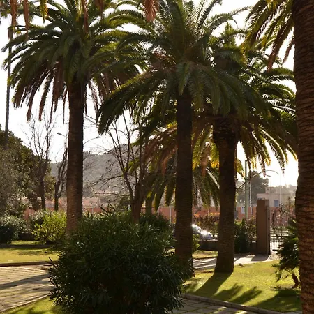 بيت ضيافة Vaghi