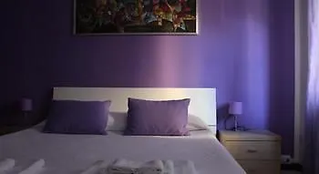 Vaghi Guest house