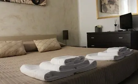 Vaghi 3* كالياري